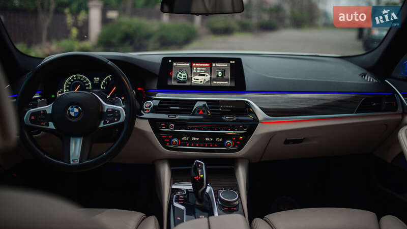 Седан BMW 5 Series 2017 в Залещиках