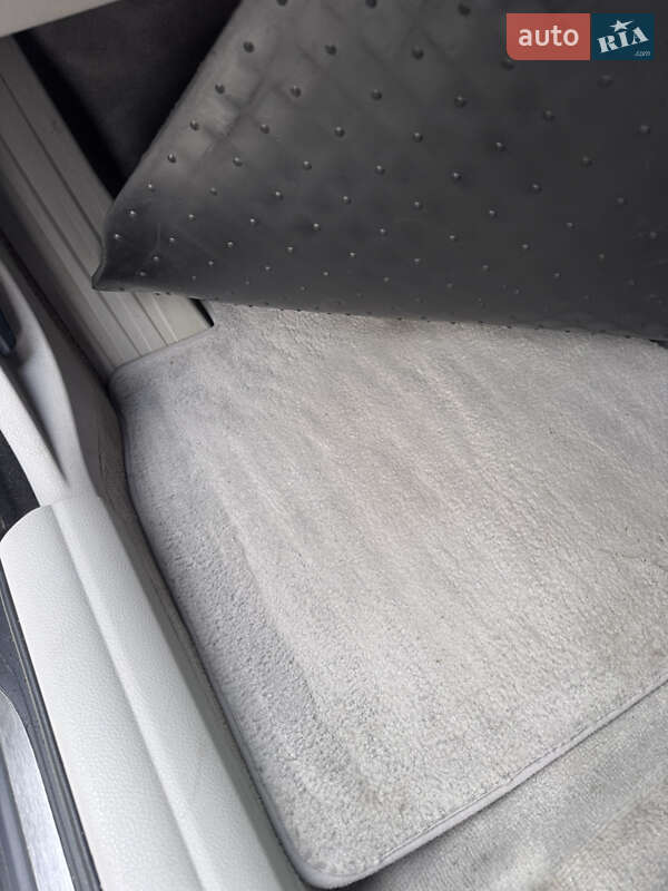 Седан BMW 5 Series 2011 в Радомышле