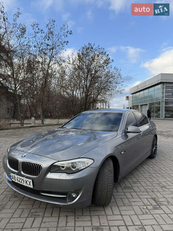 Седан BMW 5 Series 2010 в Виннице