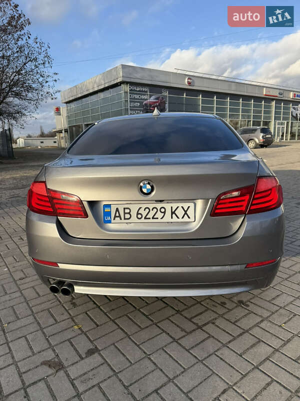 Седан BMW 5 Series 2010 в Виннице