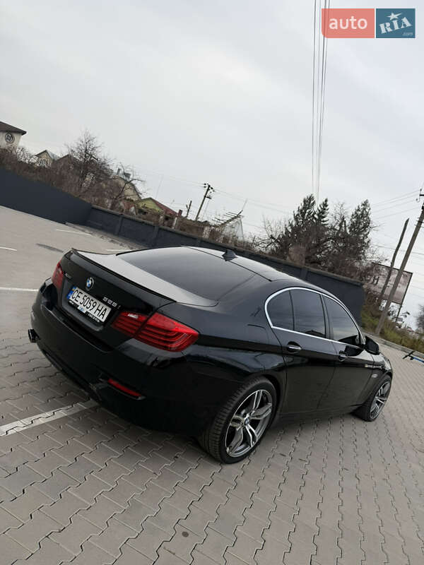 Седан BMW 5 Series 2012 в Черновцах