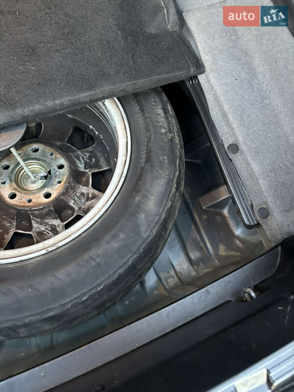 Седан BMW 5 Series 2001 в Дніпрі