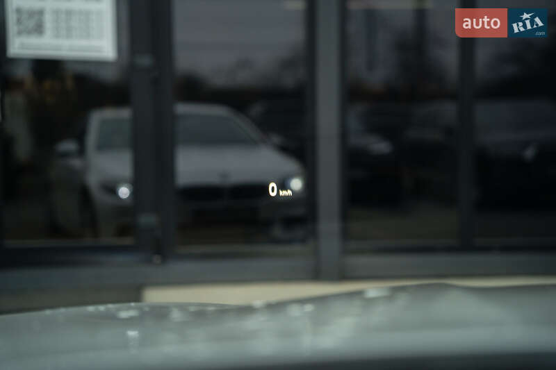 Седан BMW 5 Series 2014 в Черновцах