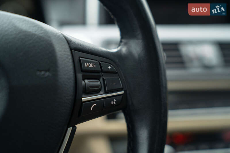 Седан BMW 5 Series 2014 в Черновцах