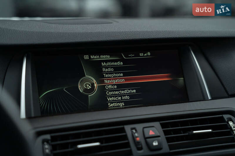 Седан BMW 5 Series 2014 в Черновцах