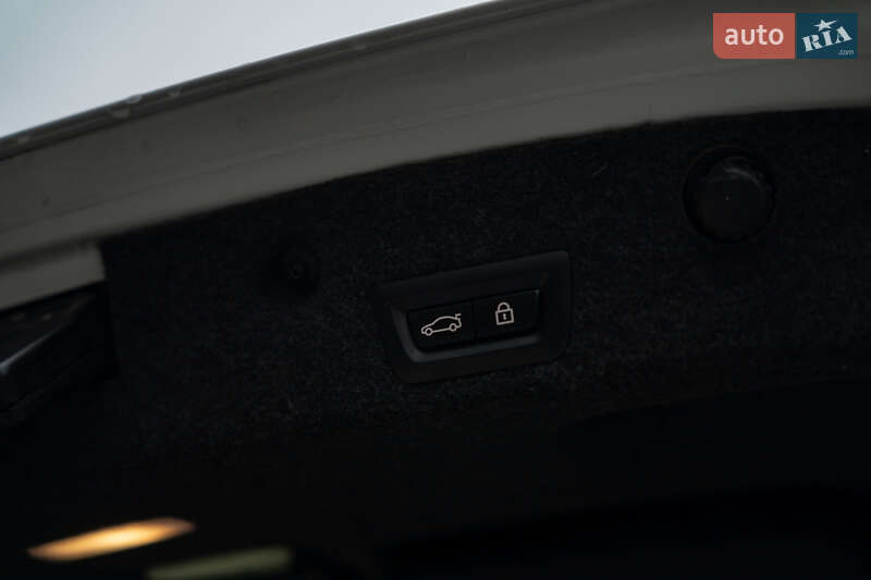 Седан BMW 5 Series 2014 в Черновцах