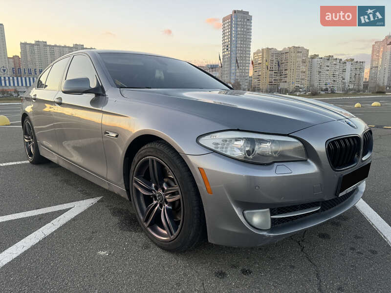 Седан BMW 5 Series 2011 в Києві