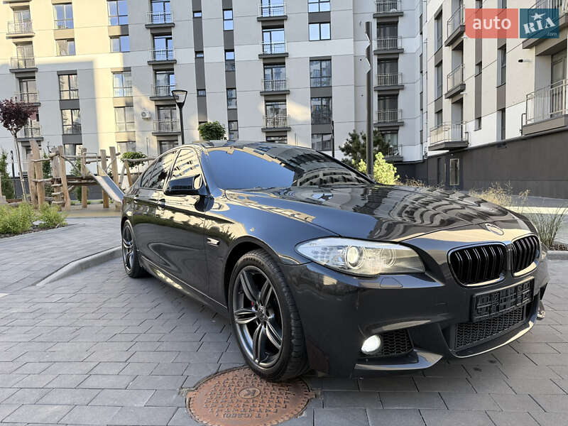 BMW 5 Series 2012