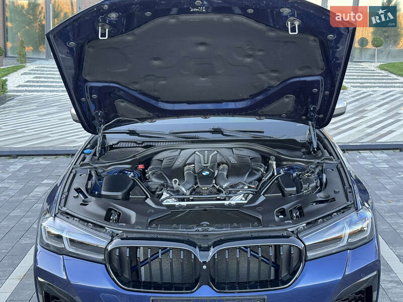 Седан BMW 5 Series 2018 в Ужгороде фото 19 Седан BMW 5 Series 2018 в Ужгороде