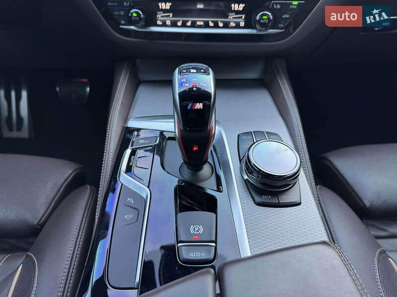 Седан BMW 5 Series 2018 в Ужгороде фото 33 Седан BMW 5 Series 2018 в Ужгороде