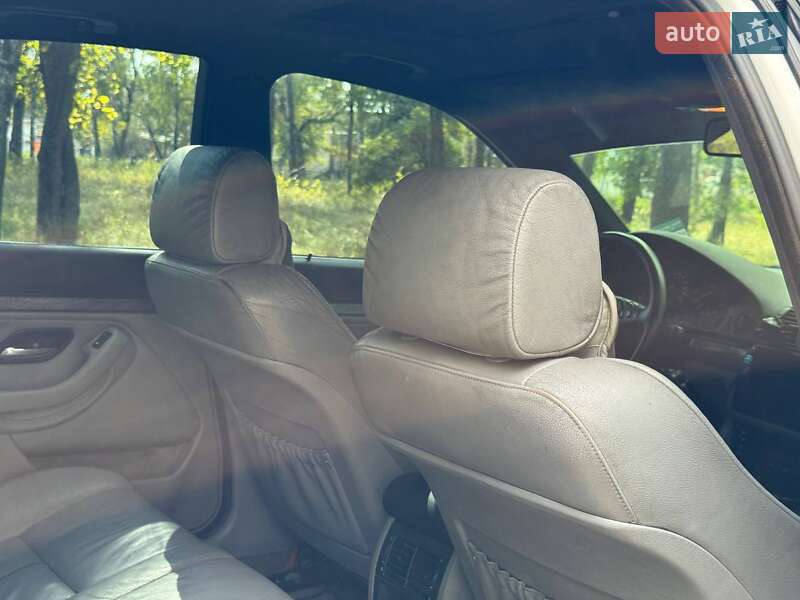 Седан BMW 5 Series 2002 в Ахтырке