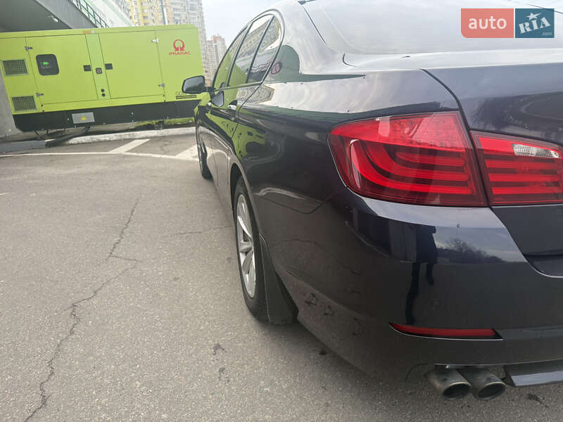 Седан BMW 5 Series 2013 в Киеве фото 6 Седан BMW 5 Series 2013 в Киеве