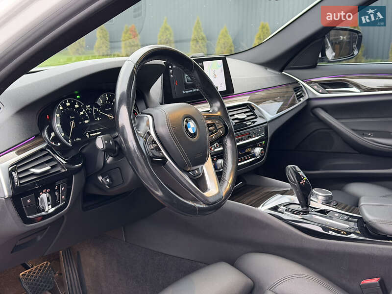 Седан BMW 5 Series 2017 в Ужгороді