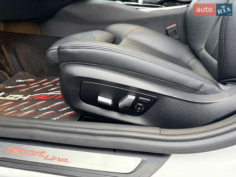 Седан BMW 5 Series 2017 в Ужгороді