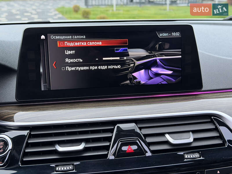 Седан BMW 5 Series 2017 в Ужгороді