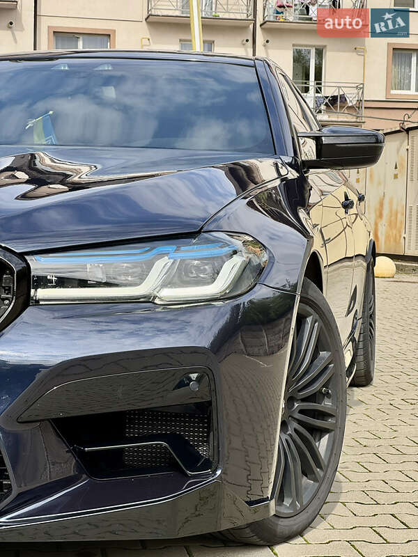 Седан BMW 5 Series 2017 в Ужгороде