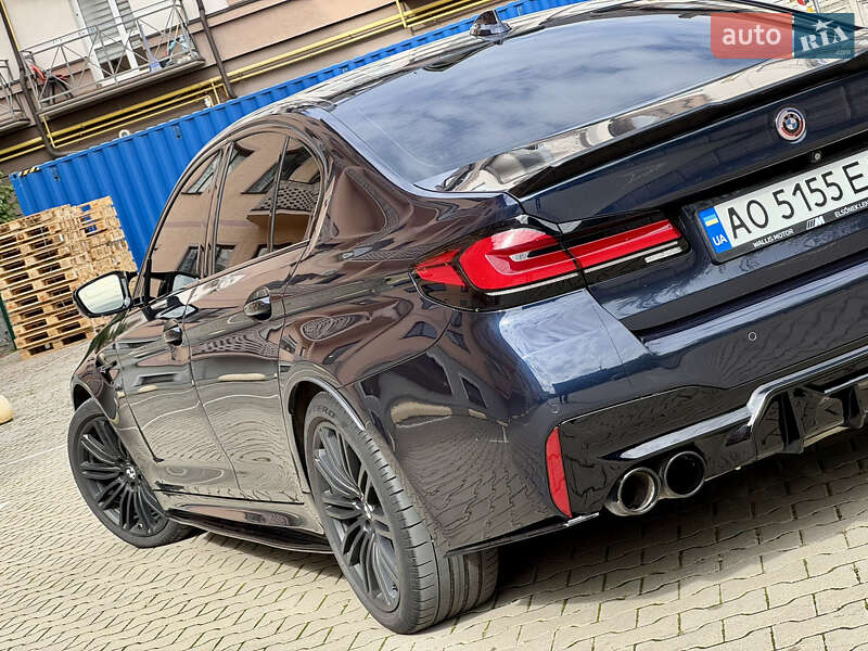 Седан BMW 5 Series 2017 в Ужгороде