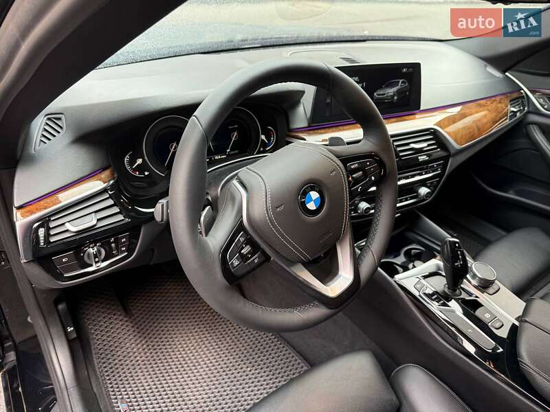 Седан BMW 5 Series 2018 в Киеве
