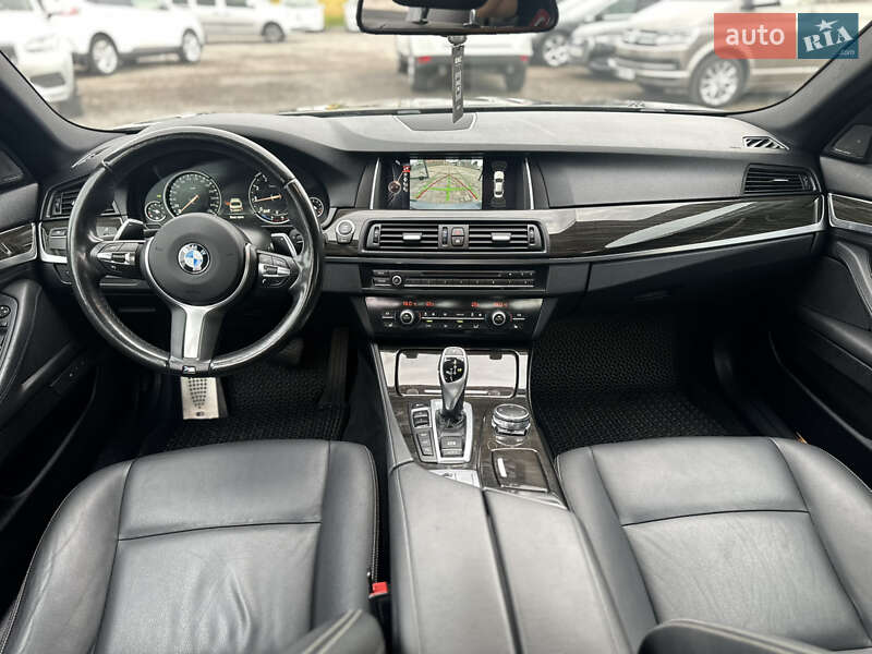 Седан BMW 5 Series 2015 в Ровно