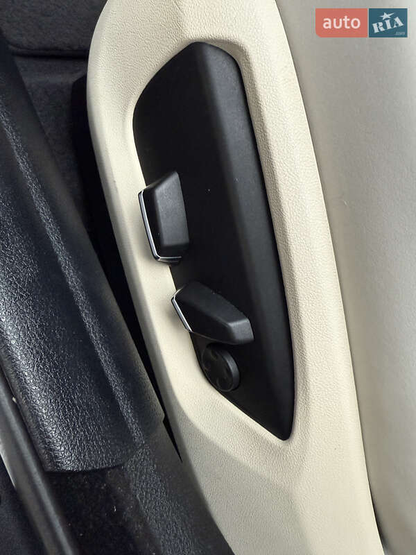 Седан BMW 5 Series 2013 в Киеве