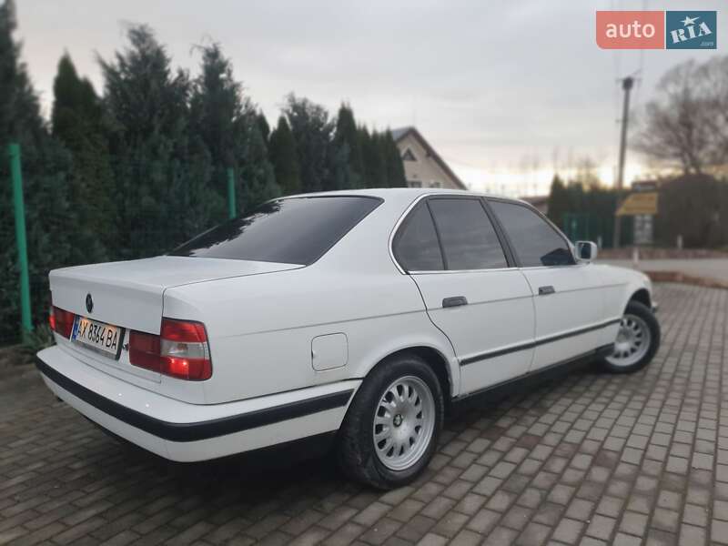 Седан BMW 5 Series 1988 в Ивано-Франковске