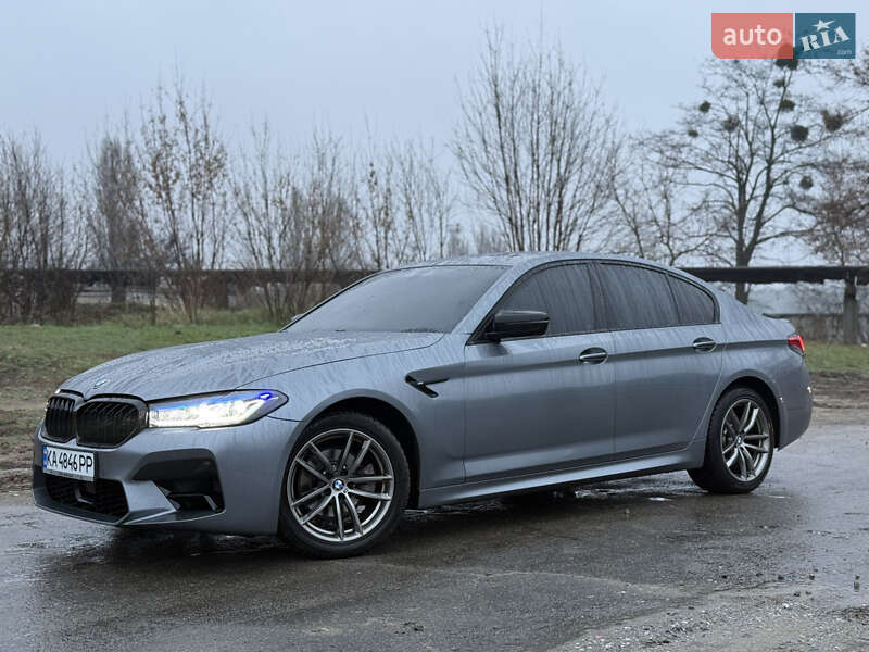 Седан BMW 5 Series 2018 в Києві