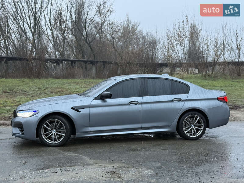 Седан BMW 5 Series 2018 в Києві