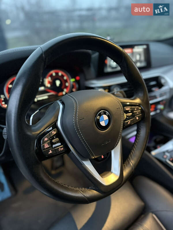 Седан BMW 5 Series 2018 в Києві