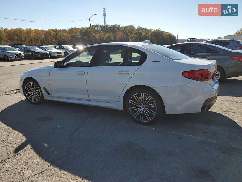 Седан BMW 5 Series 2019 в Львове