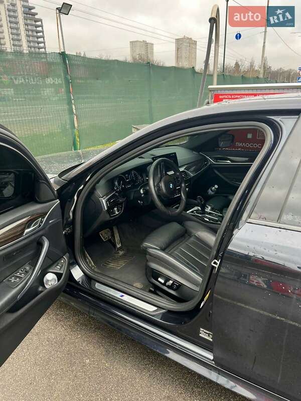 Седан BMW 5 Series 2017 в Киеве