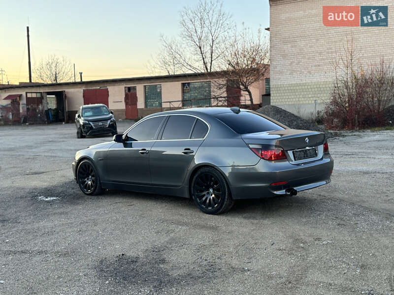 Седан BMW 5 Series 2005 в Тернополе