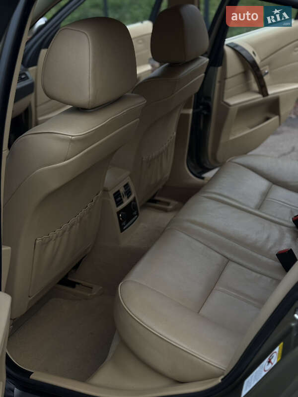 Седан BMW 5 Series 2005 в Киеве