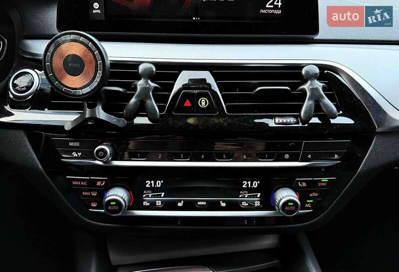 Универсал BMW 5 Series 2021 в Львове фото 25 Универсал BMW 5 Series 2021 в Львове