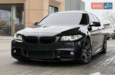 Седан BMW 5 Series 2013 в Дніпрі