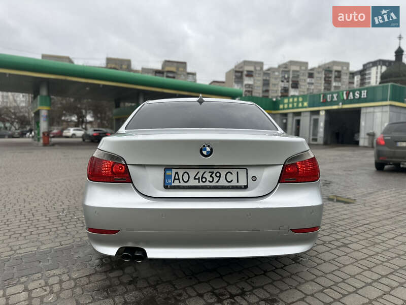 Седан BMW 5 Series 2004 в Львове