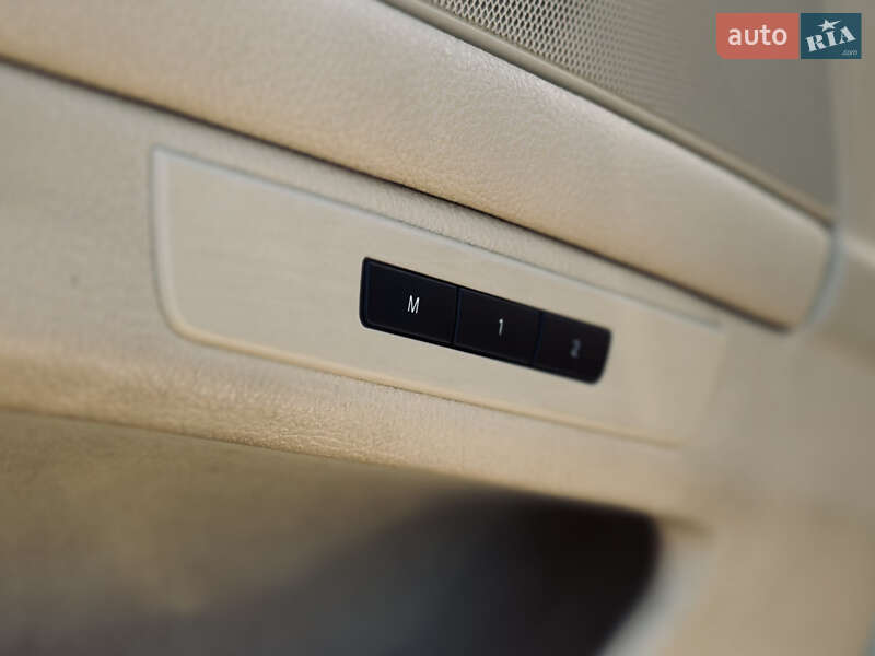 Седан BMW 5 Series 2012 в Кременчуге