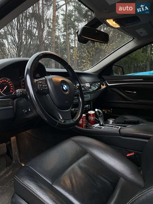 Седан BMW 5 Series 2015 в Ирпене