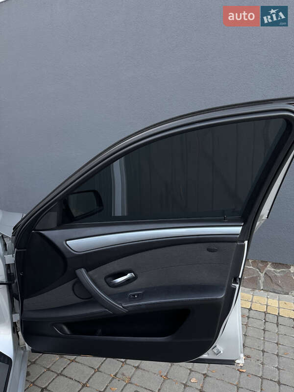Универсал BMW 5 Series 2009 в Самборе