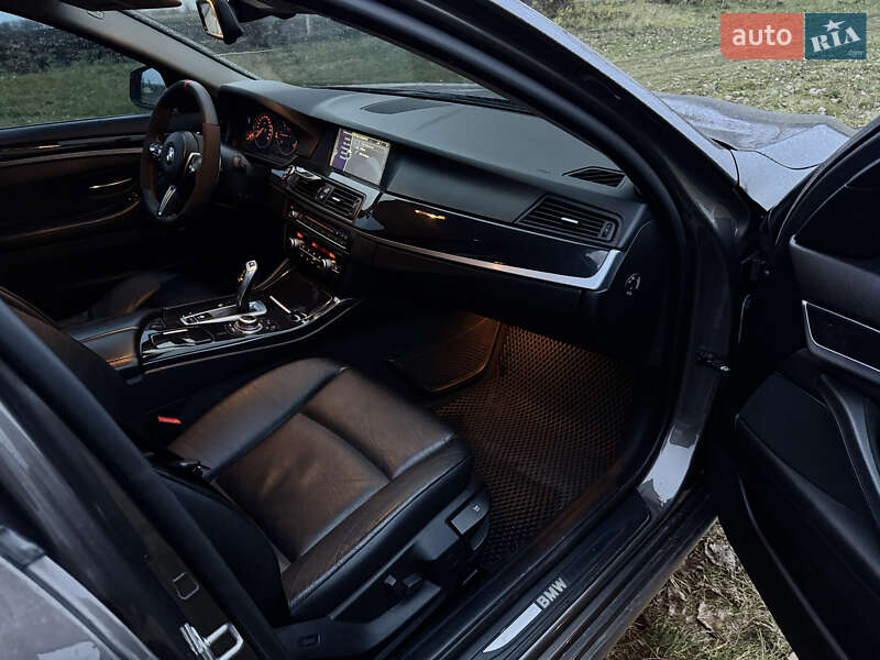 Седан BMW 5 Series 2012 в Чорткове