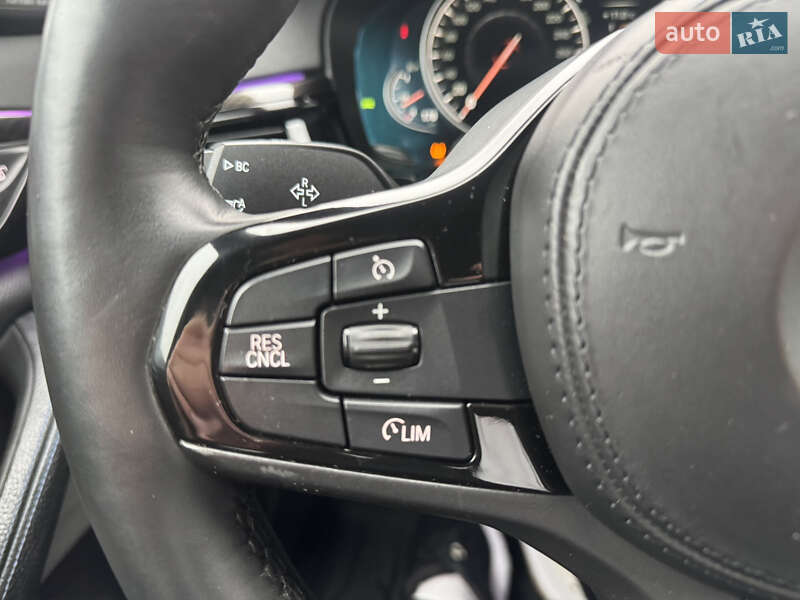 Седан BMW 5 Series 2017 в Киеве