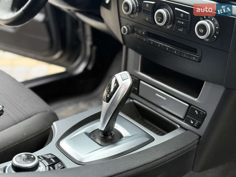 Седан BMW 5 Series 2009 в Тернополі