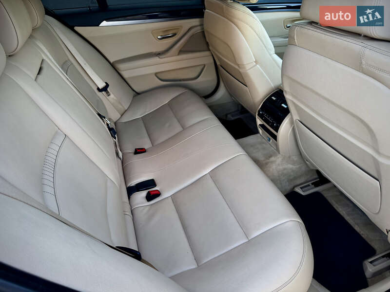 Седан BMW 5 Series 2015 в Киеве