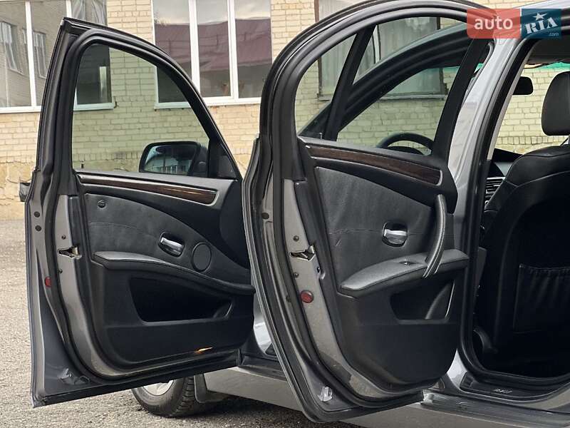 Седан BMW 5 Series 2007 в Тернополе