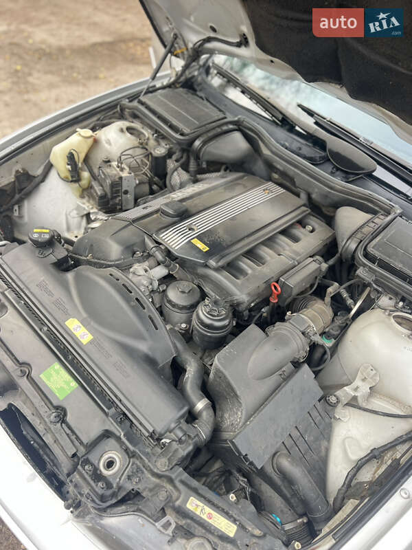 Седан BMW 5 Series 2001 в Херсоне