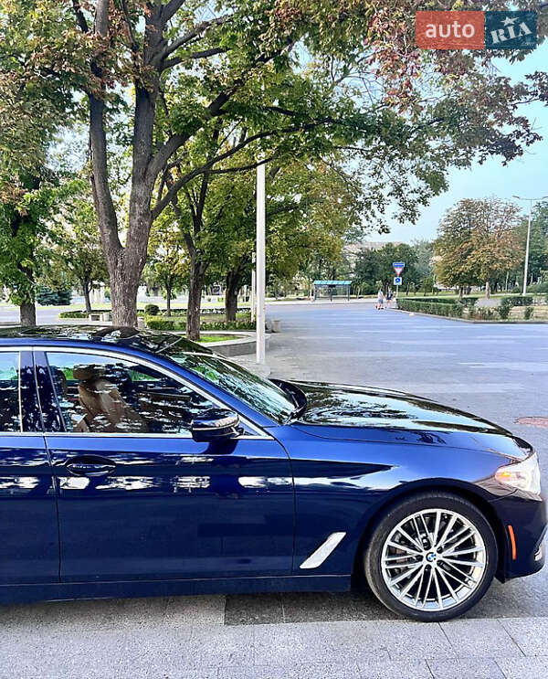 Седан BMW 5 Series 2019 в Львове