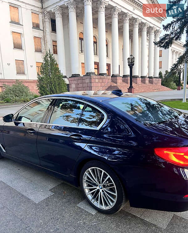Седан BMW 5 Series 2019 в Львове