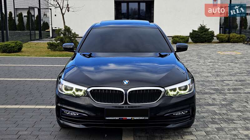 Седан BMW 5 Series 2017 в Мукачево