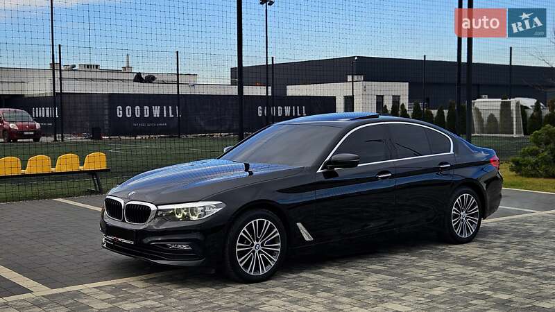 Седан BMW 5 Series 2017 в Мукачево