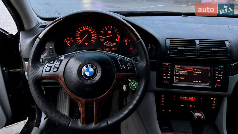 Седан BMW 5 Series 2003 в Львове