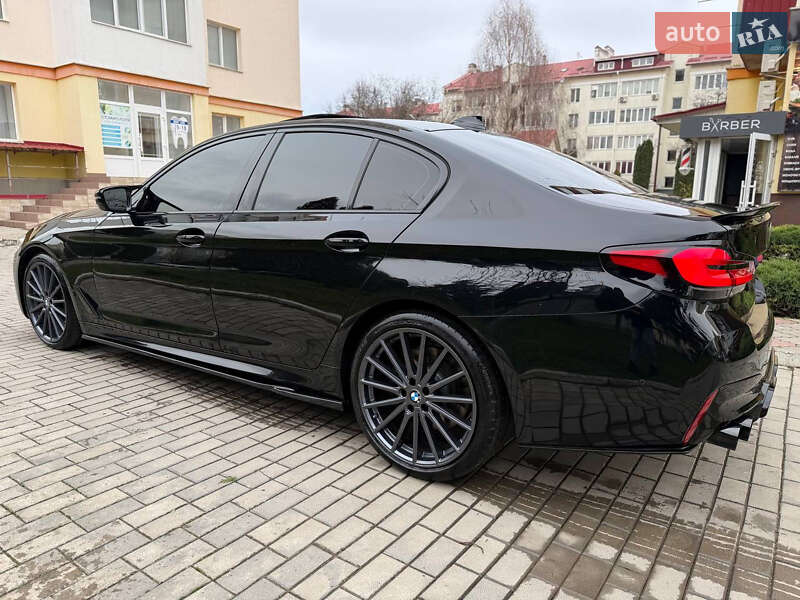 Седан BMW 5 Series 2018 в Кам'янець-Подільському